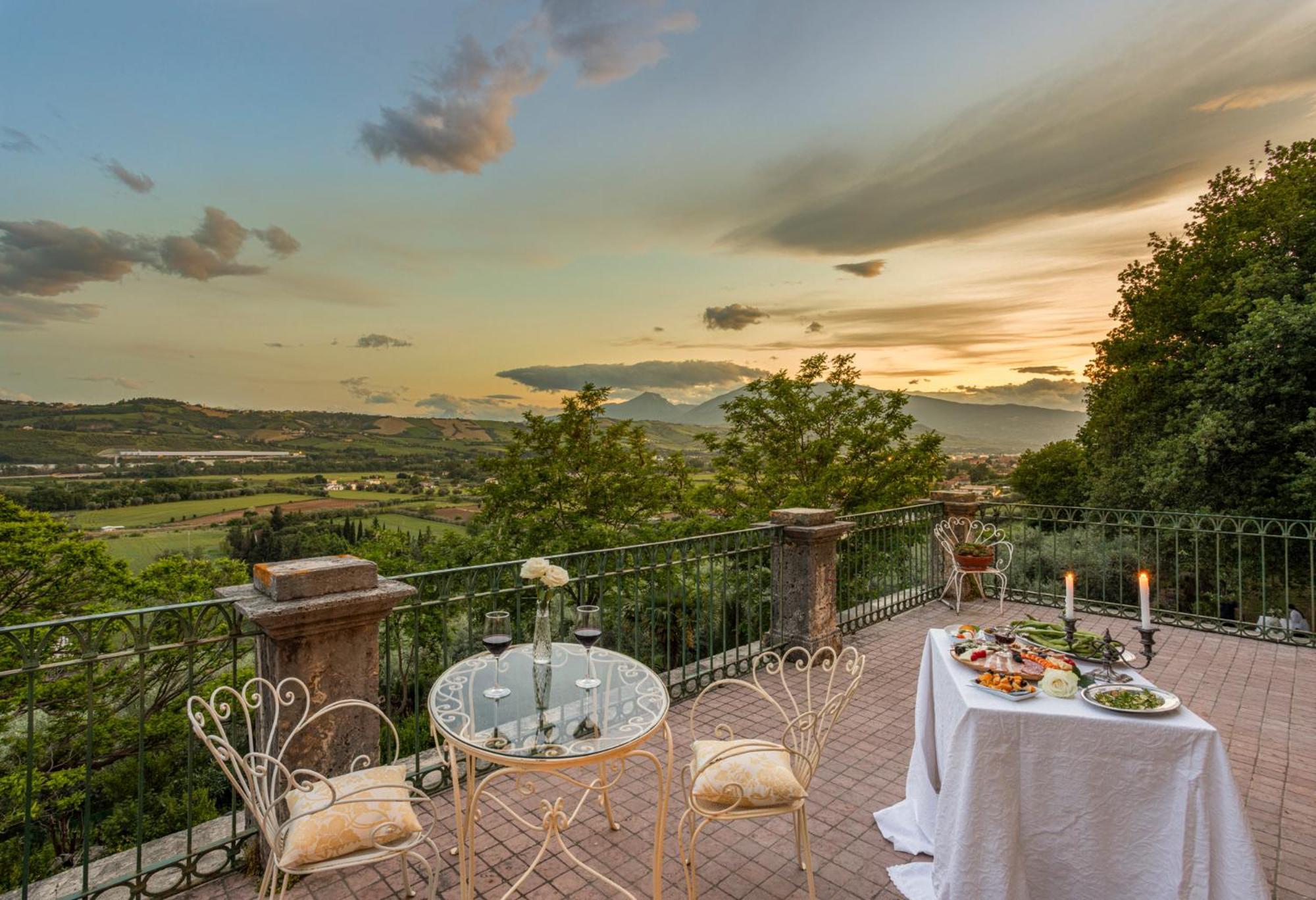 B&B In An 1800S Frescoed Villa With Panoramic Solarium And Historic Park - Villa Mastrangelo Colli del Tronto Exterior foto
